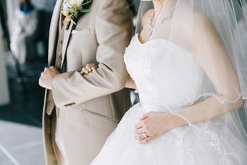 ビックスモールンのグリとカトリーナ陽子が結婚 「素敵な夫婦になりたいな」