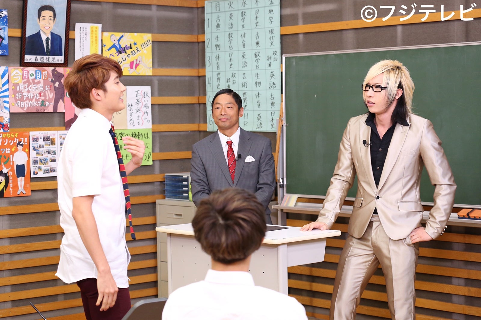 ゴールデンボンバー・歌広場淳も登場