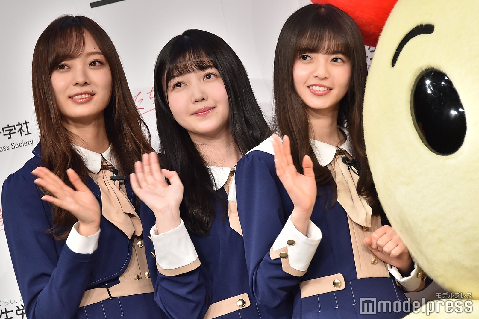 梅澤美波、久保史緒里、齋藤飛鳥 （C）モデルプレス