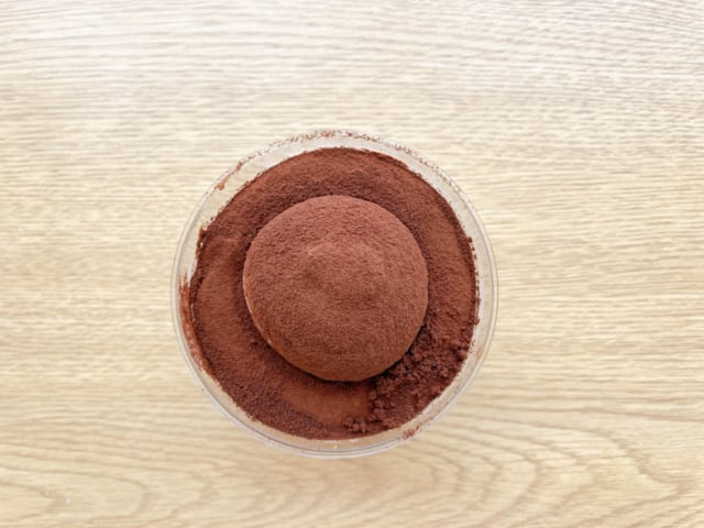 たっぷりのティラミスムースにうっとり♡