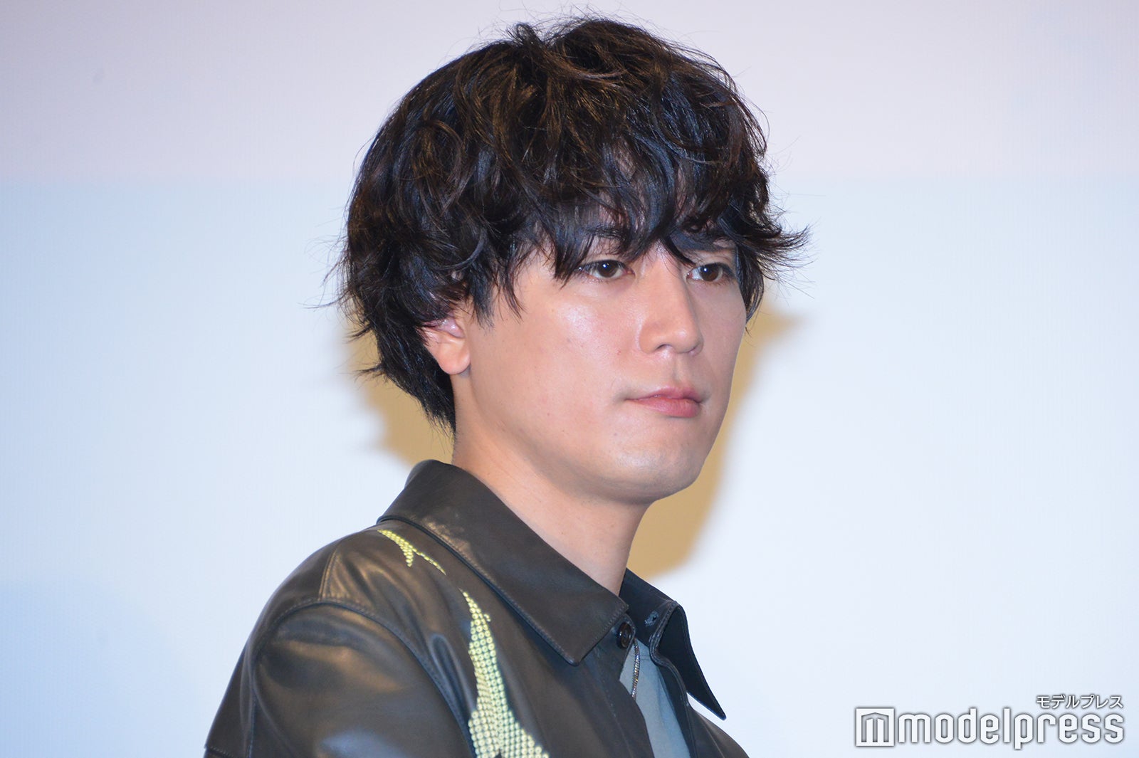 間宮祥太朗“月9共演”森七菜からの「東リベ」反響明かす「チラッと見せてくるんです」＜東京リベンジャーズ2 血のハロウィン編 -決戦-＞