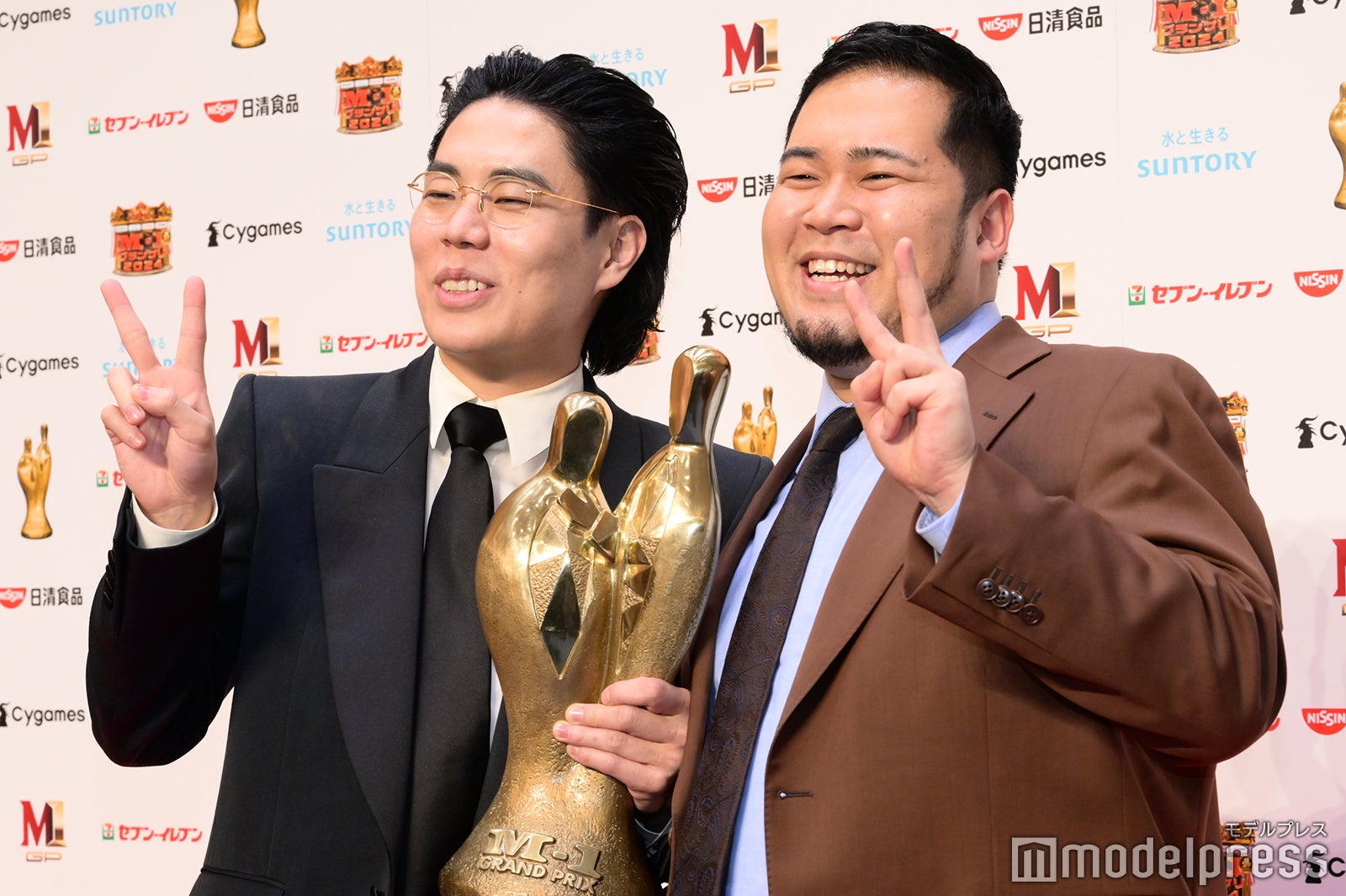 令和ロマン（C）モデルプレス