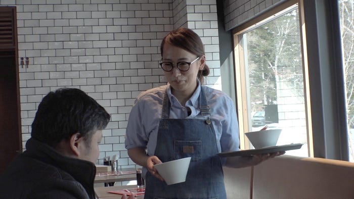 奥澤友紀 (C)カンテレ