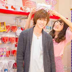 ピューロランド限定カチューシャコーナー/モデル:かえで、笹森裕貴(C)モデルプレス