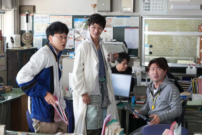 今井隆文、上杉柊平ら(C)2023「夜が明けたら、いちばんに君に会いにいく」製作委員会