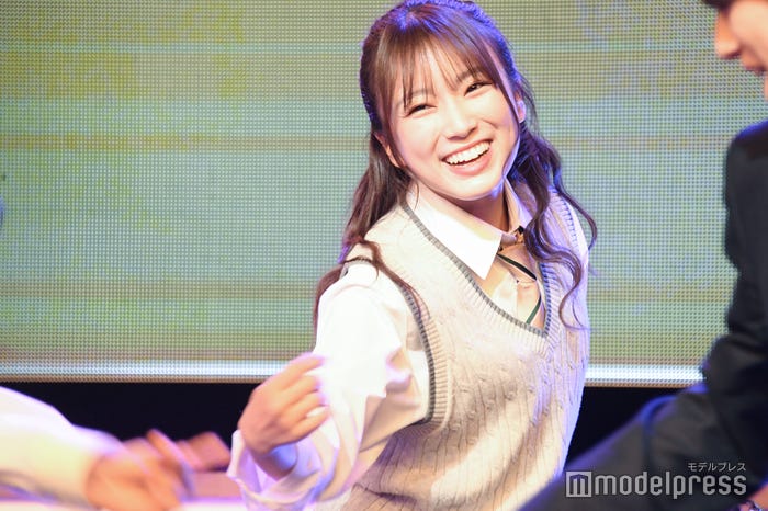 矢吹奈子(C)モデルプレス