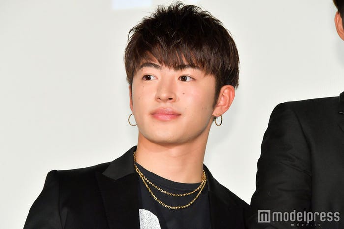 佐野玲於 (C)モデルプレス