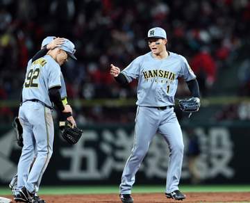 阪神快勝 2連勝で貯金3 森下が攻守に大暴れ4安打3打点 村上は7回1失点で初勝利