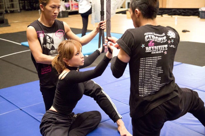 フライングリハーサルの様子(画像提供:avex)