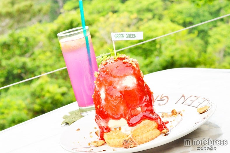 好みのフルーツソースがチョイスできる「アップルパイ・ア・ラ・モード」￥800