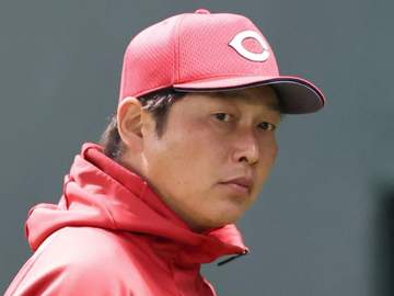 広島・新井監督が来季も続投へ 松田オーナー「チーム一丸となって戦うには新井監督しか思いつかなかった」