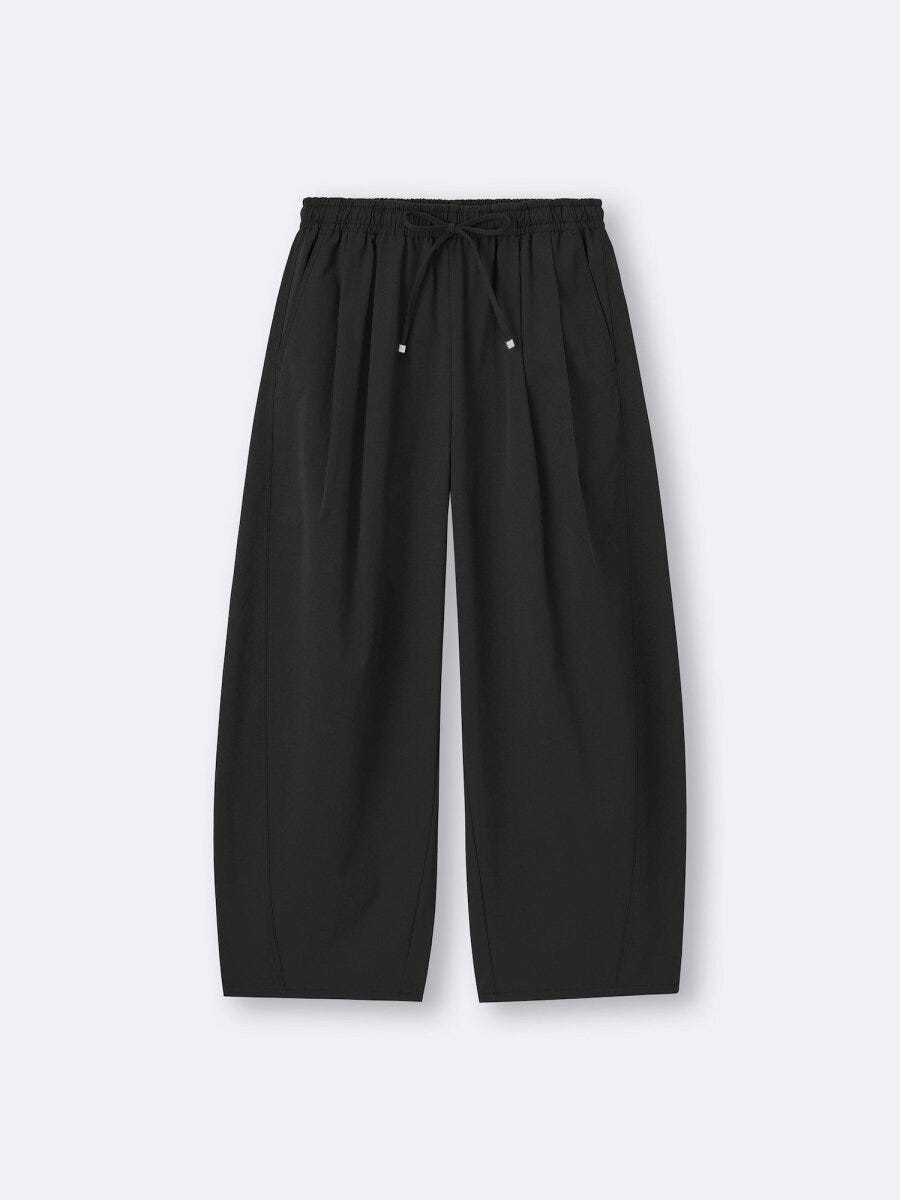 GUのバレルアンクルパンツ