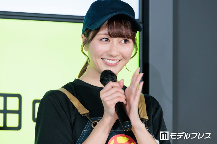 佐々木彩夏(C)モデルプレス