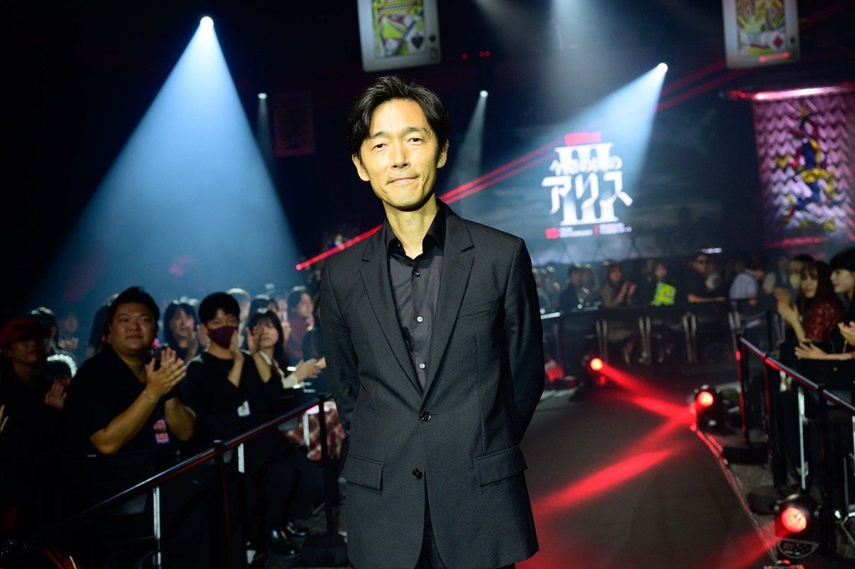佐藤信介監督