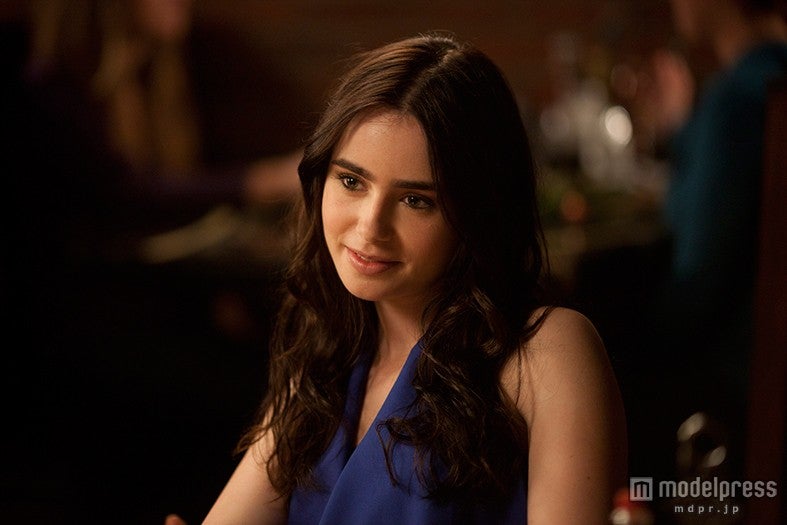 リリー・コリンズ「大切なことを学んだ」撮影秘話を明かす