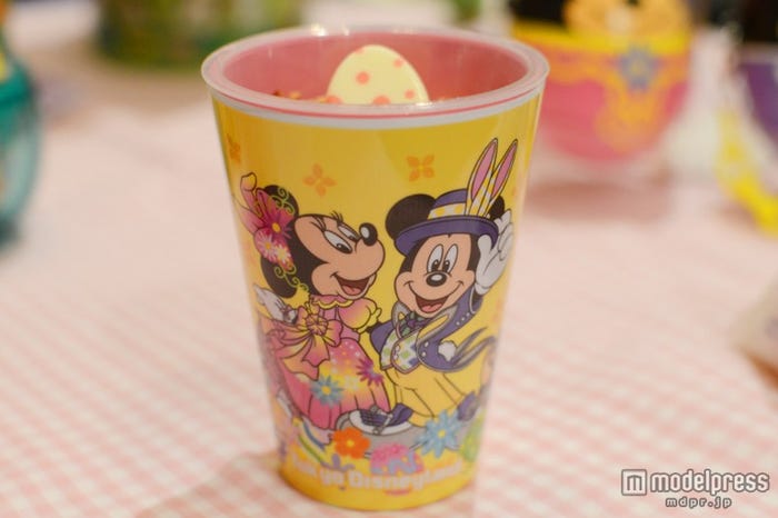 ミックスベリーのカップデザート、スーベニアカップ付き