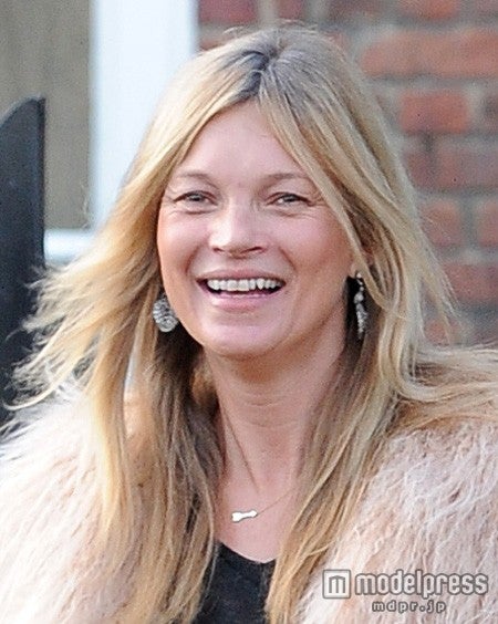 ケイト・モス、41歳の誕生日にスッピンで外出