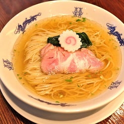 煮干し、鶏、豚、貝が合わさる「極上スープ」に悶絶! 行列の絶えないラーメン店『中華蕎麦にし乃』