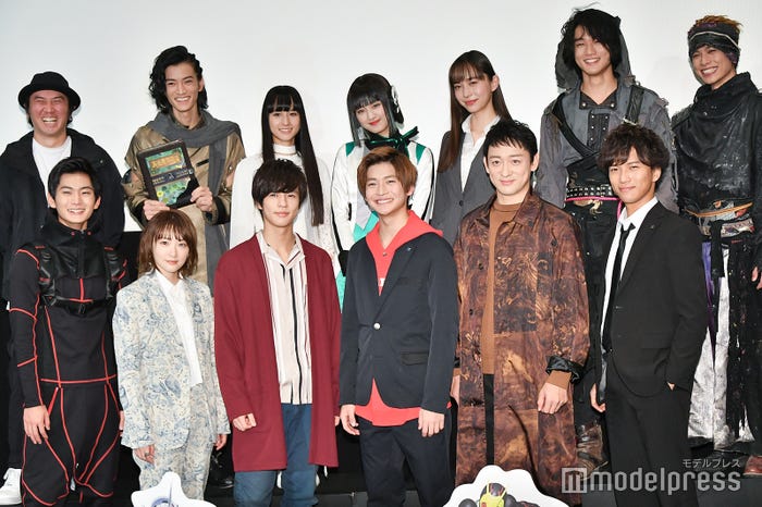 (前列左から)押田岳、生駒里奈、奥野壮、高橋文哉、山本耕史、岡田龍太郎(後列左から)渡邊圭祐、大幡しえり、鶴嶋乃愛、井桁弘恵、中川大輔、砂川脩弥(C)モデルプレス