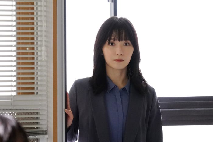 松岡茉優「最高の教師 1年後、私は生徒に■された」第6話より(C)日本テレビ