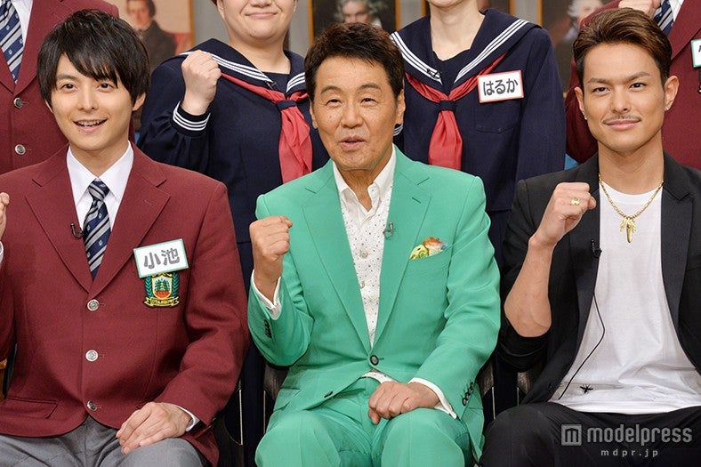 （左から小池徹平、五木ひろし、今市隆二