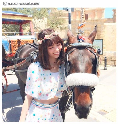 西野七瀬/2ndソロ写真集『風を着替えて』公式Instagramより