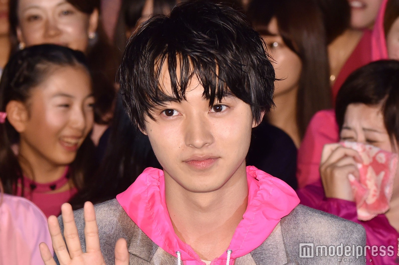 山崎賢人、可愛すぎて同級生ざわつく “モテ期”到来も学生時代は「友だちいない」＜斉木楠雄のΨ難＞