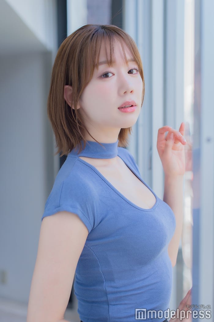 あらた唯(C)モデルプレス