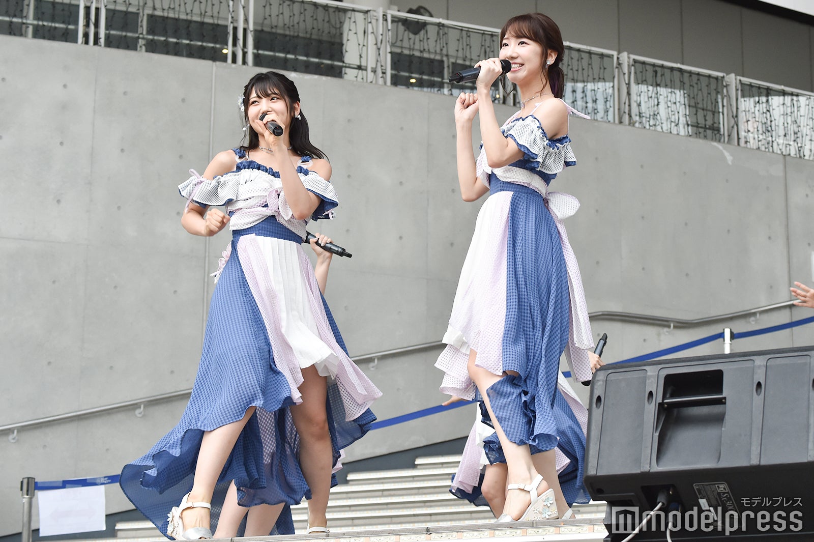 村山彩希、柏木由紀（C）モデルプレス