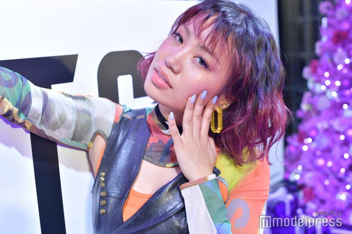 RIEHATA(C)モデルプレス