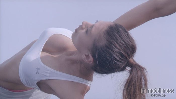 吉川ひなの/新CM「アンダーアーマー“What's Beautiful”」