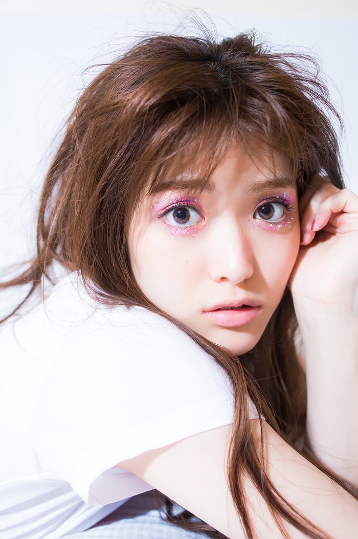 乃木坂46松村沙友理 水着で美バストチラリ モデルプレス 乃木坂46松村沙友理 水着で美バストチラリ モデルプレス