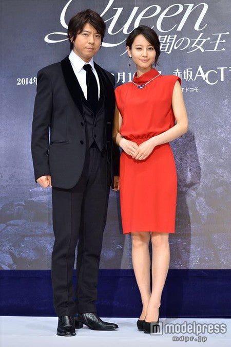 左から：上川隆也、堀北真希