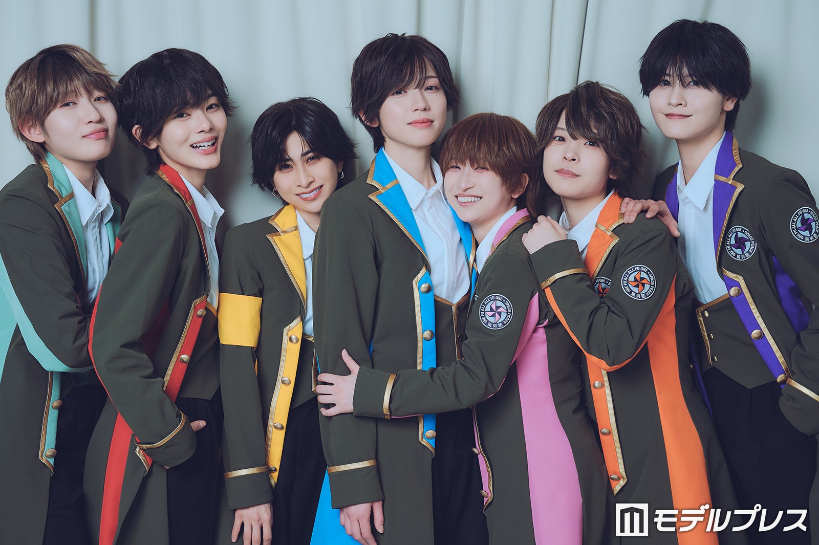 風男塾（左から）葉崎アラン、赤星良宗、柚希関汰、英城凛空、胡桃沢鼓太郎、天堂太陽、凰紫丈源