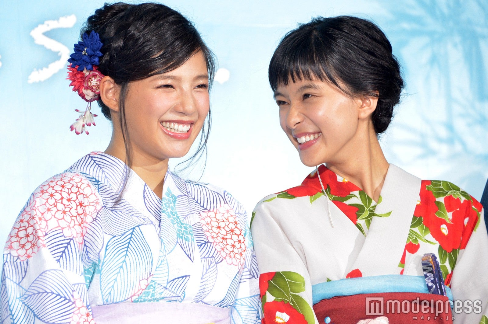 石井杏奈、芳根京子（C）モデルプレス