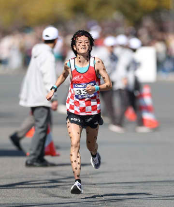 車椅子で運ばれた吉田響 「低血糖と脱水で目眩」と後半の症状説明 「最高の大阪マラソン」と感謝の思いつづる