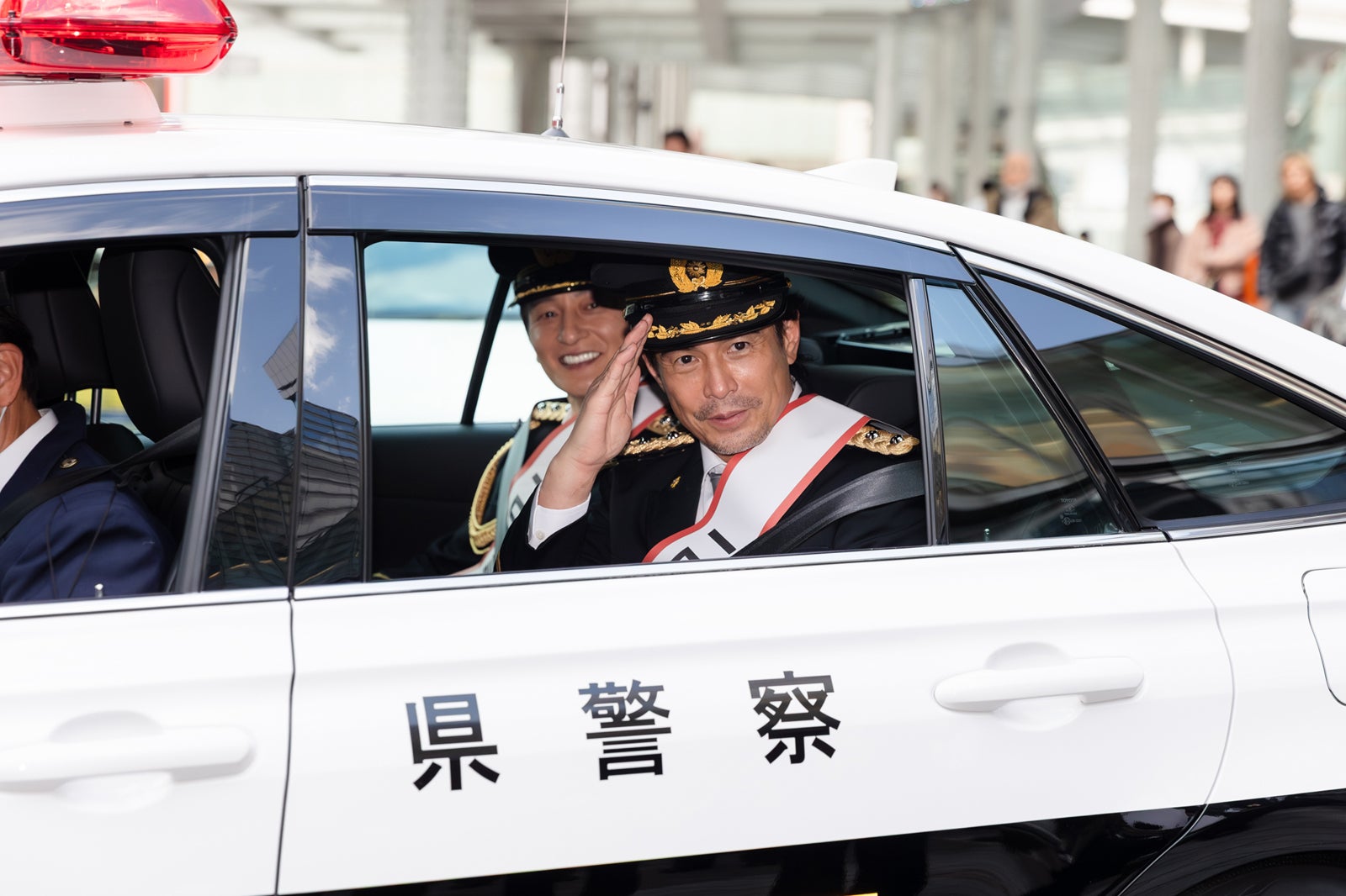 本宮泰風、伊藤英明（C）DMM TV