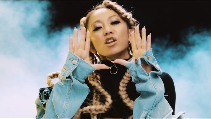 「Ultraviolet」MVより(提供画像)