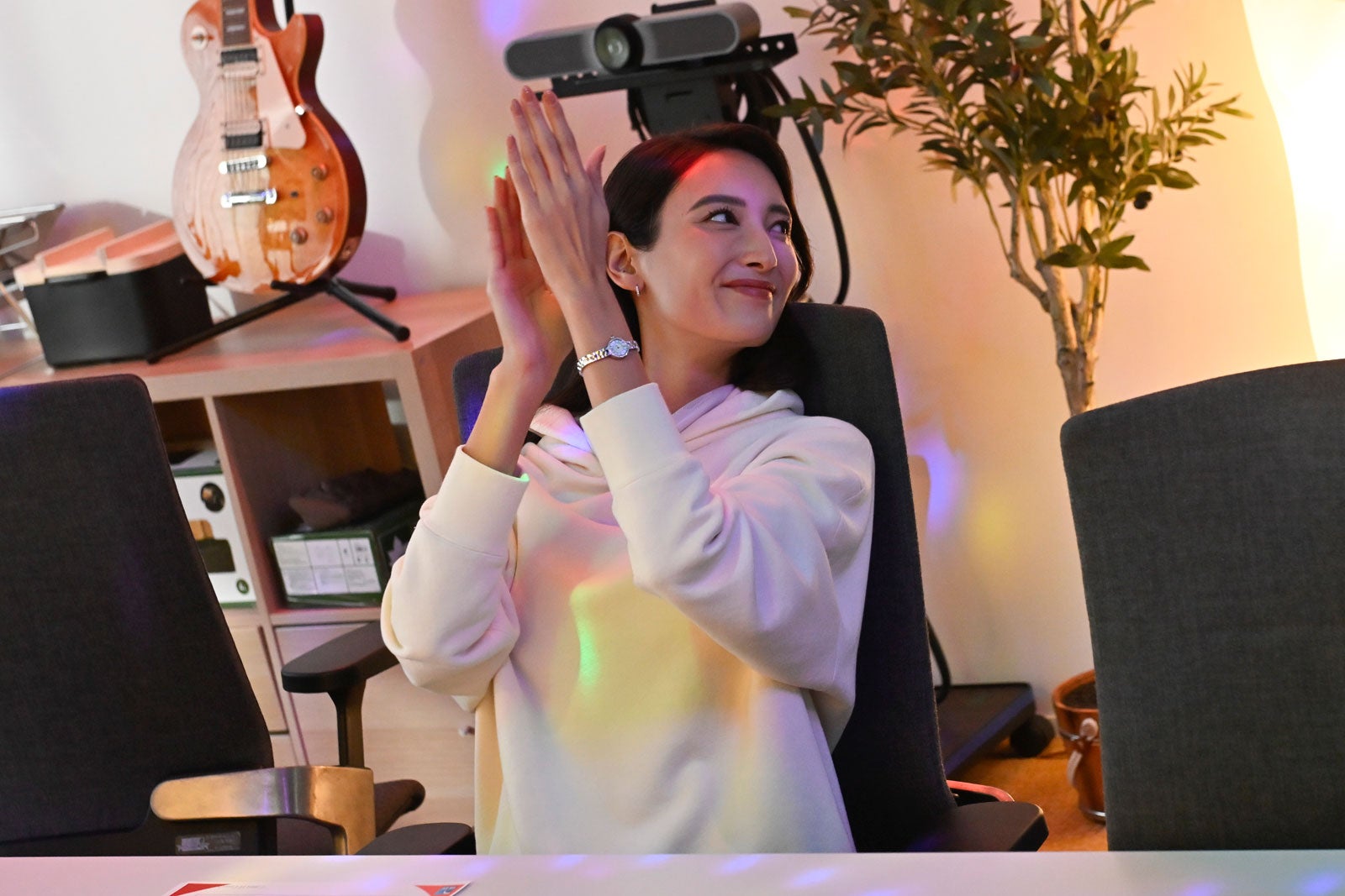 菜々緒「無能の鷹」第3話（C）テレビ朝日