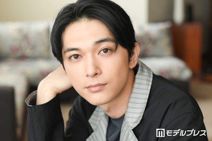 吉沢亮、20代は“仕事の記憶しかない” デビュー15周年で考える「ストレスフリーな生き方」と貫いている信念【写真集「Profile」インタビュー】