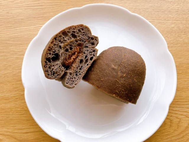 パン生地はもっちり食べ応えがあります。