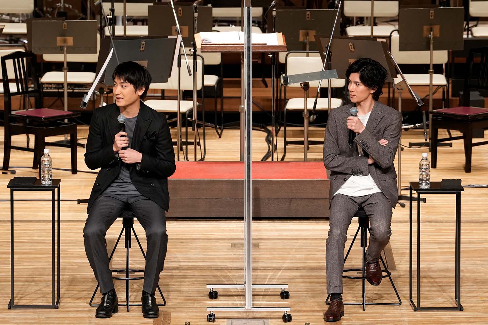 金子大地、柿澤勇人（C）NHK