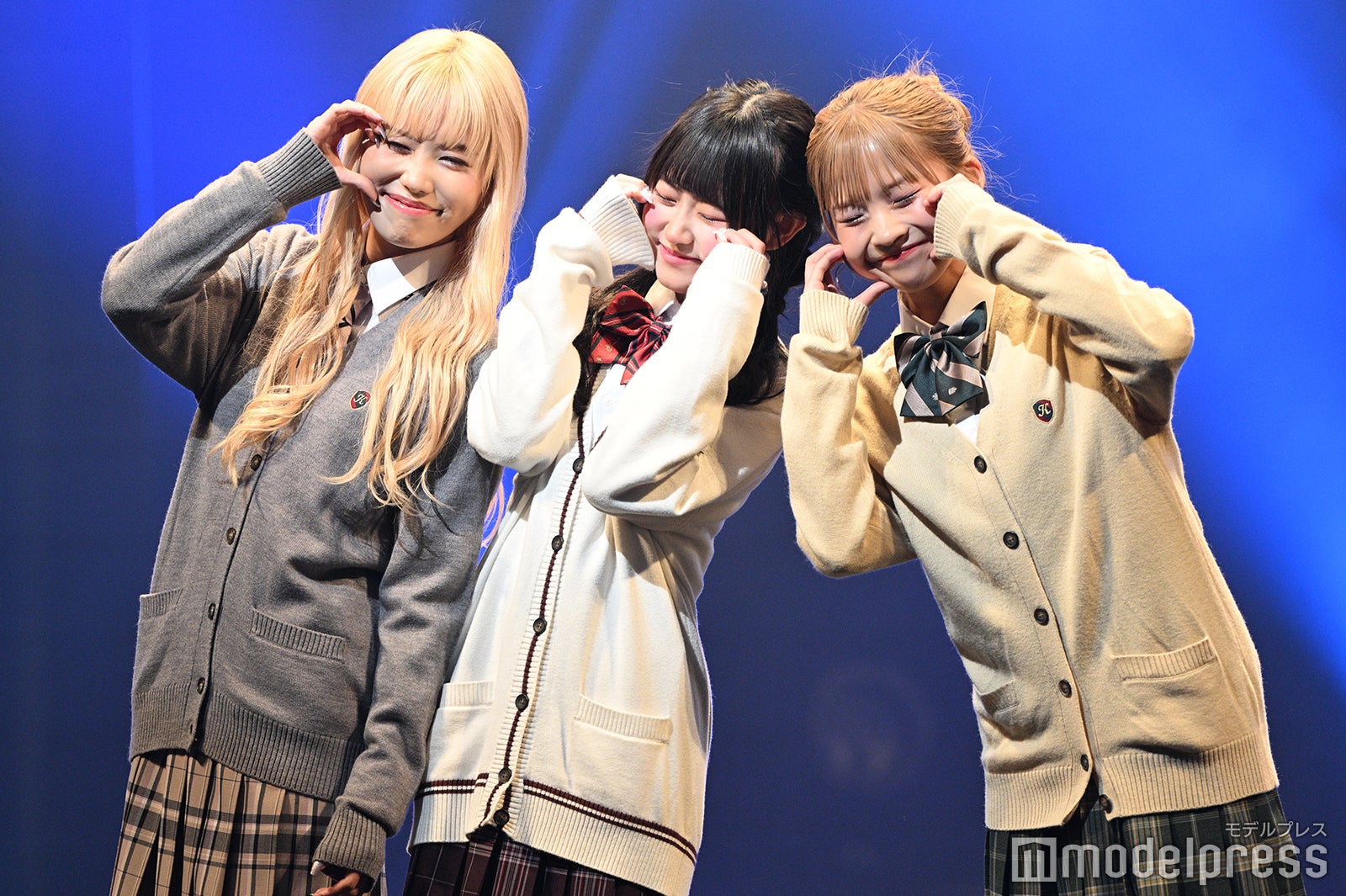 あいなん、りりか、世古乙羽（C）モデルプレス