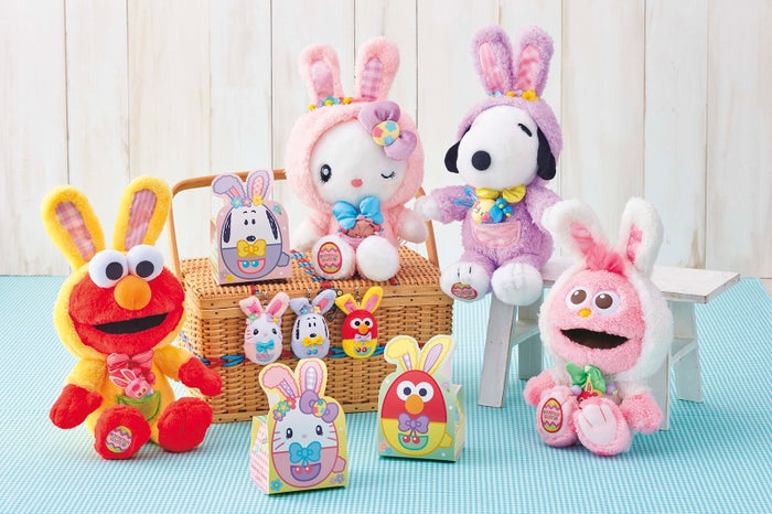 ぬいぐるみ（エルモ、モッピー、スヌーピー、ハローキティ）、チャームセット、マシュマロセット／画像提供：ユニバーサル・スタジオ・ジャパン