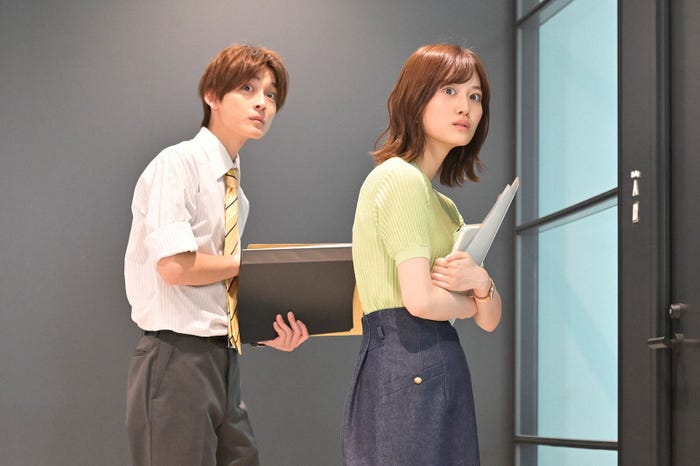 高橋文哉、山下美月「着飾る恋には理由があって」第8話より(C)TBS