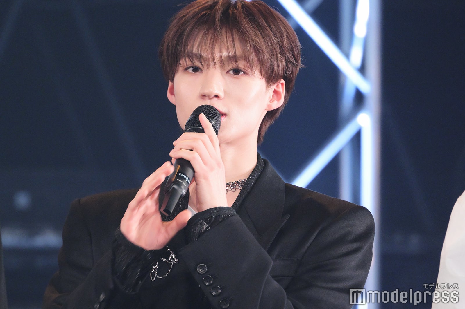 志賀李玖（C）モデルプレス