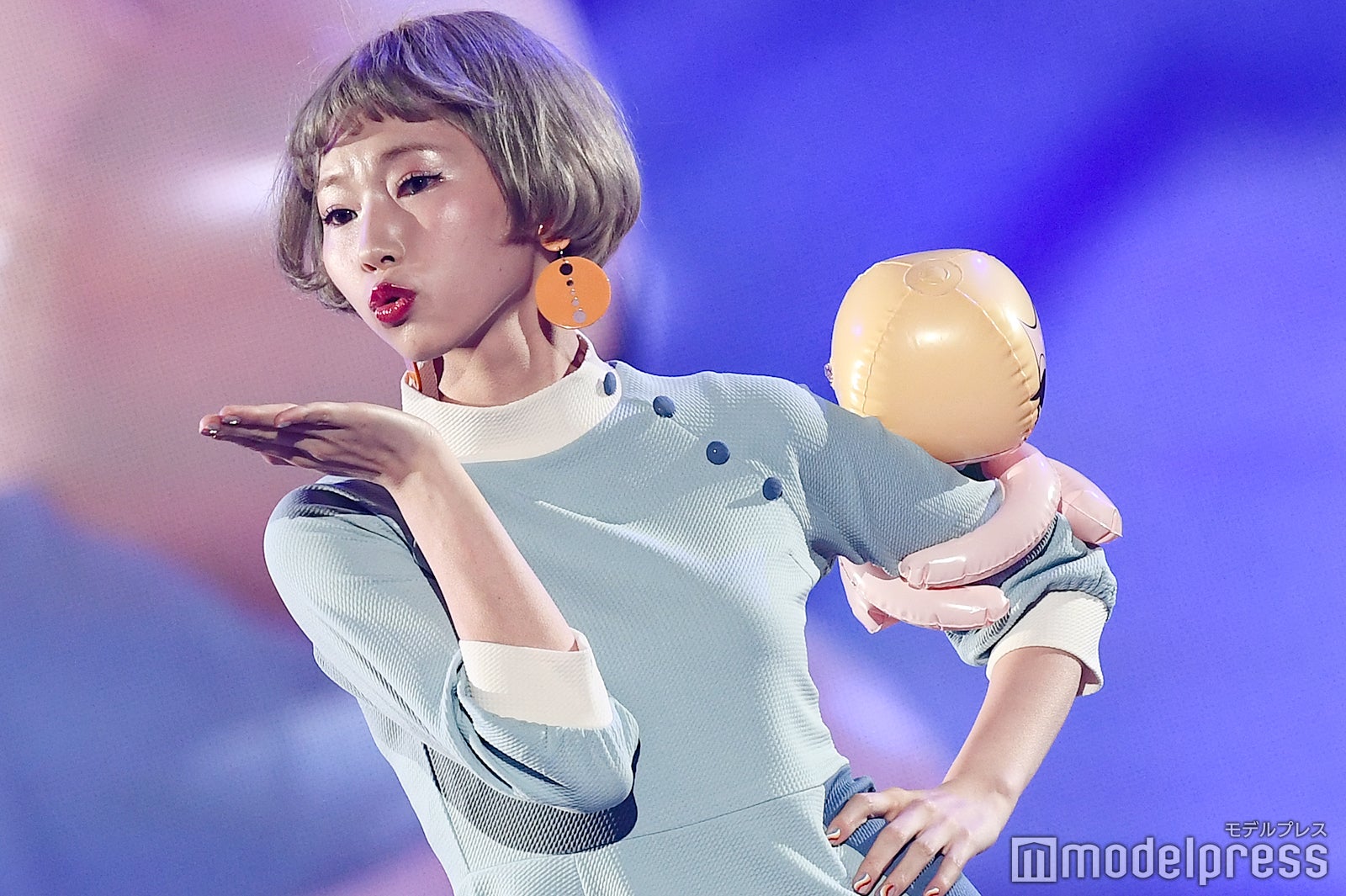 ポップなイメージのあさぎーにょ （C）モデルプレス