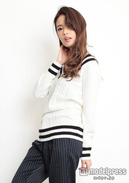 ストライプパンツ&ヒールでデキル風女子に 画像提供:「lovca」2,990円(税込)