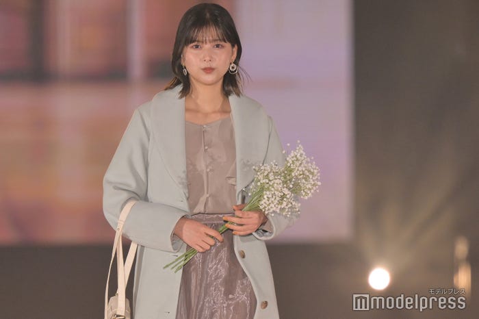 渡邉理佐(C)モデルプレス