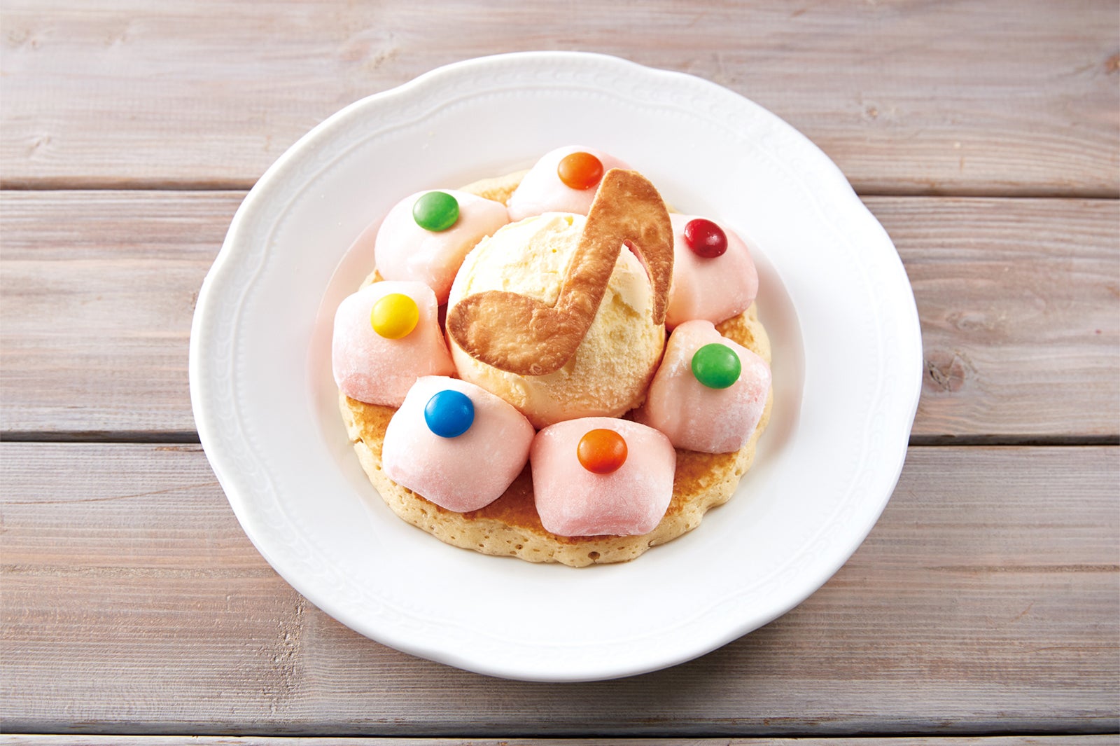 魔女見習いタップのデザートプレート￥980／画像提供：ヴィレッジヴァンガードコーポレーション